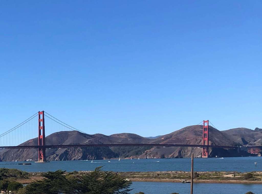 Local things to do in San Francisco - picture of the Golden Gate Bridge taken from the visitor center at The Presidio